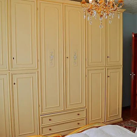 Casa Sunny Central Apartment